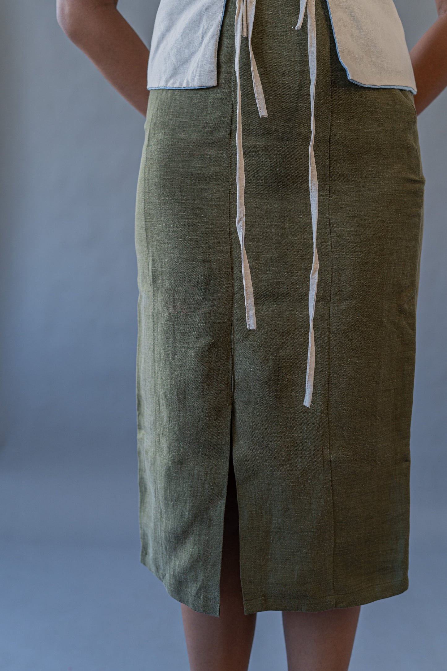 Evone Linen Midi Skirt